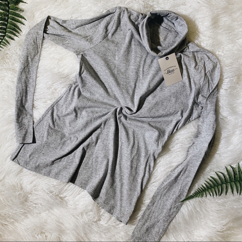 NWT ultra soft gray G.H. Bass turtleneck